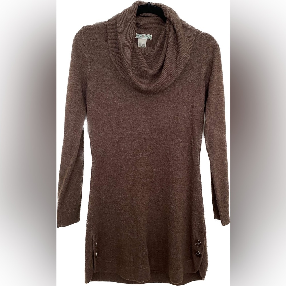 Vintage Suzie size small cowl neck sweater in brown